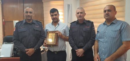 مجد الكروم : الاتفاق على اقامة نقطة اطفاء وتأهيل وحدة متطوعين